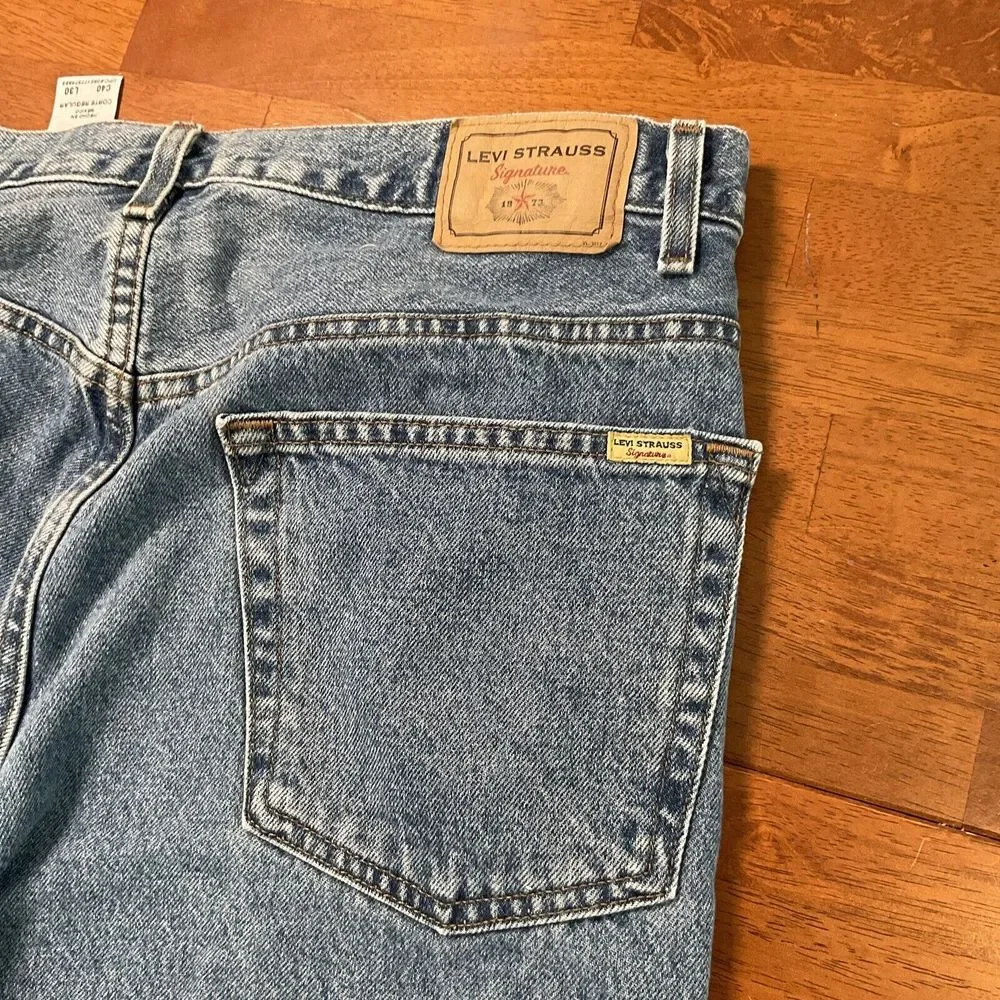 Signature by Levi Strauss & Co. Regular Straight Jeans Men's 40x30 Blue Medium